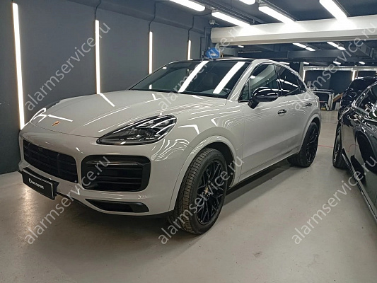 Защитная полировка кузова автомобиля Порш Каен